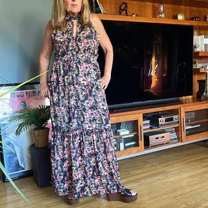 Floral Dress perfect for any occasion. Never worn. Brand new.